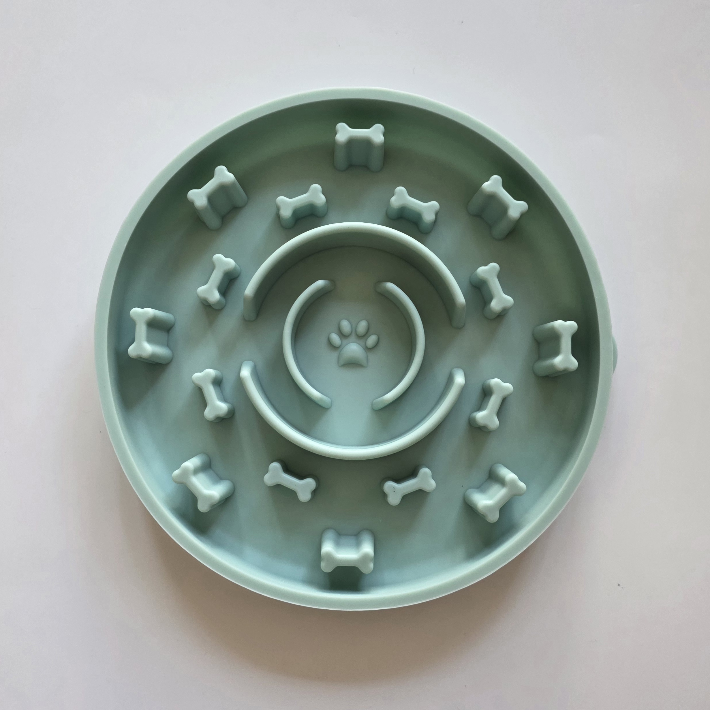 毛孩骨頭迷宮防翻慢食碗 (食品級矽膠/不含BPA) |BPA-Free Non-Slip Dog Slow Feeder (Bone Maze Design)